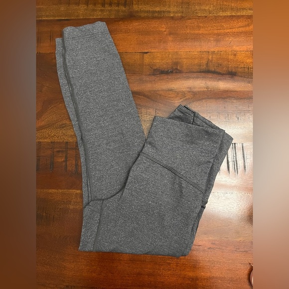 Lululemon Train Times 7/8 Pant *25" size 4 - Picture 3 of 4